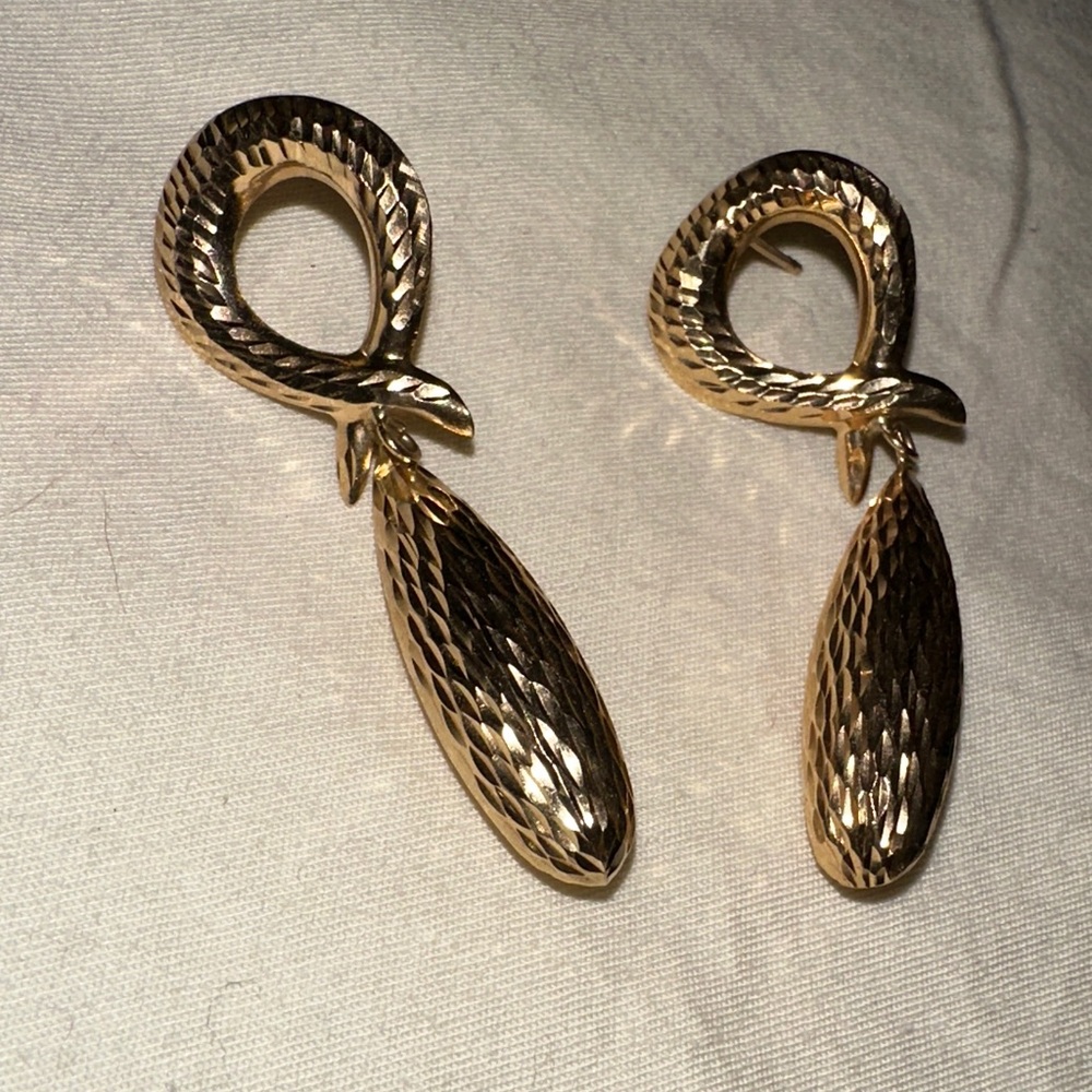Luxurious 14k Gold Snake Earrings